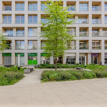 Cozy Apartments With Parking In The 19Th District By Noclegi Renters Варшава Екстер'єр фото
