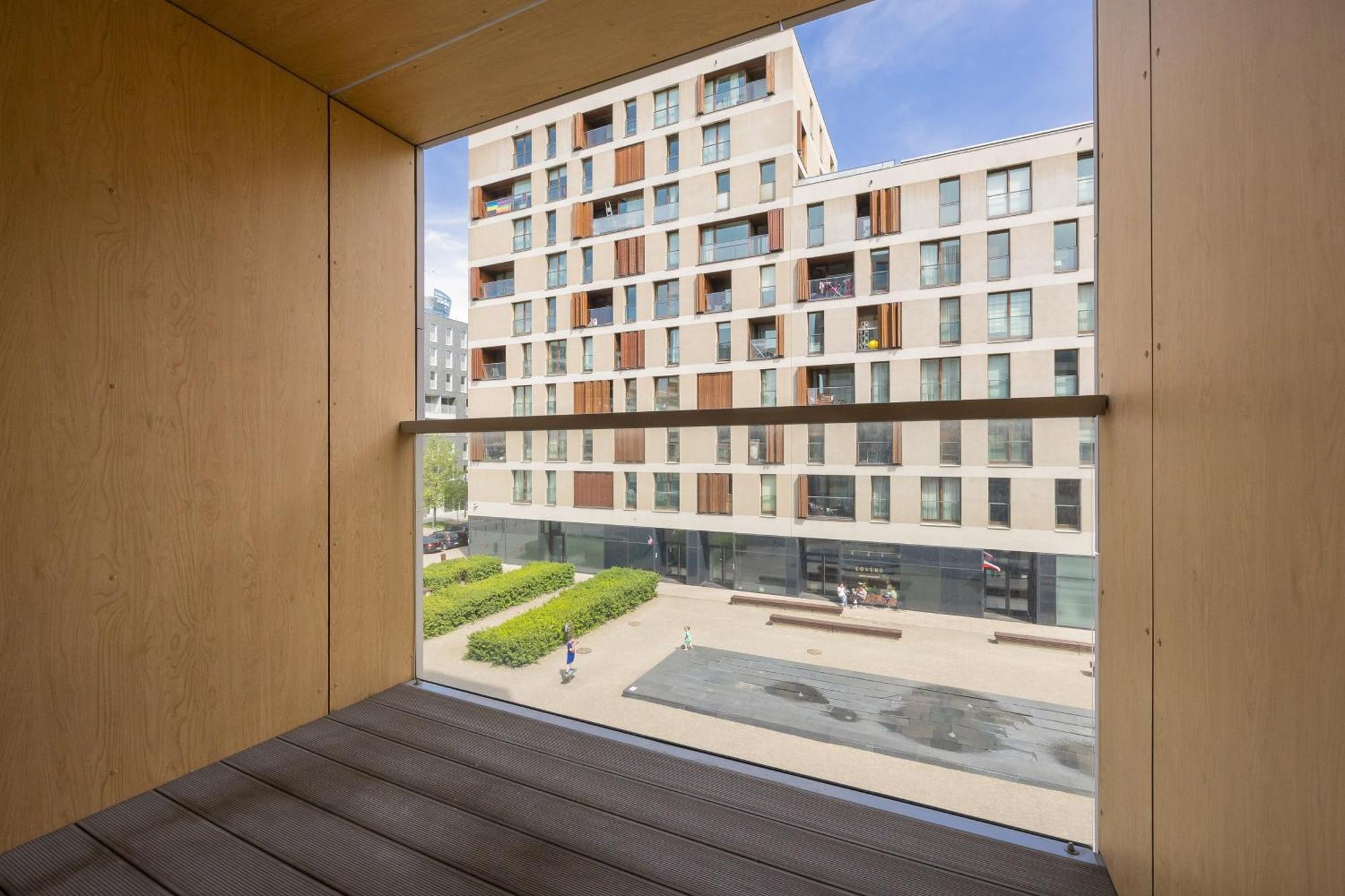 Cozy Apartments With Parking In The 19Th District By Noclegi Renters Варшава Екстер'єр фото